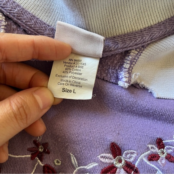 Adrian Daltfeld Lavender Floral Embroidered Collared Sweatshirt Pullover-Size L - Picture 9 of 9